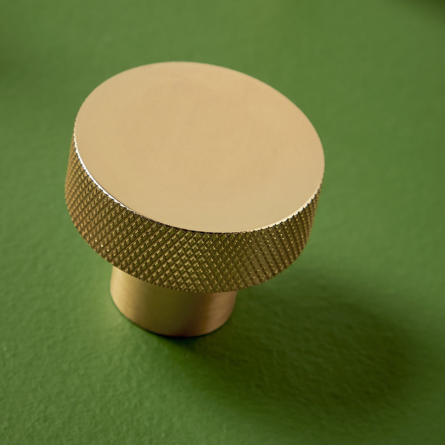Scudo Knurled Round 42.5mm Handle
