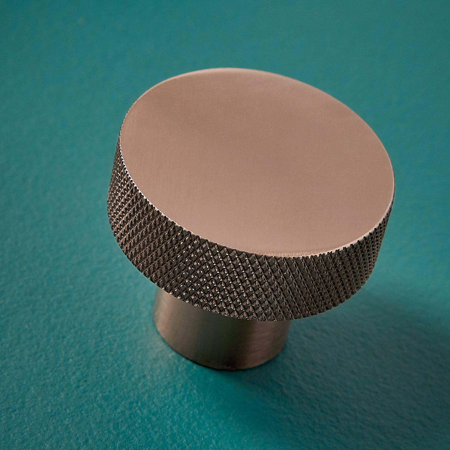 Scudo Knurled Round 42.5mm Handle