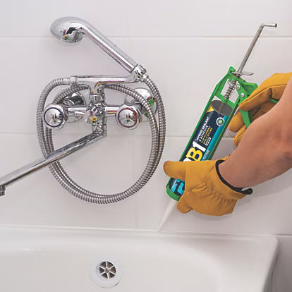 ob1 being applied to a bath to seal it