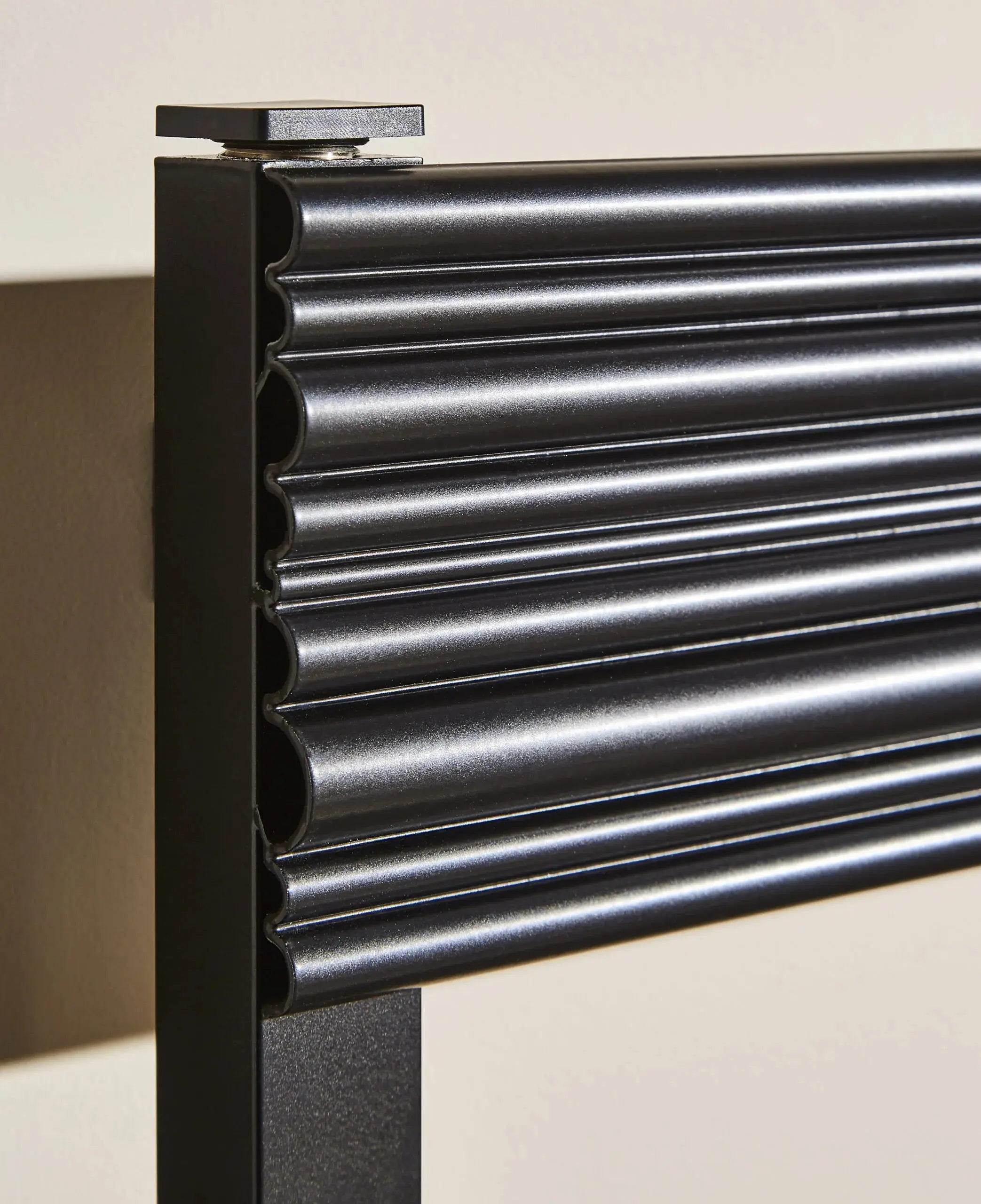 Sherbrooke Modern Aluminium Heated Towel Rail MATT BLACK K-RAD HPS Hartlepool Plumbing Supplies