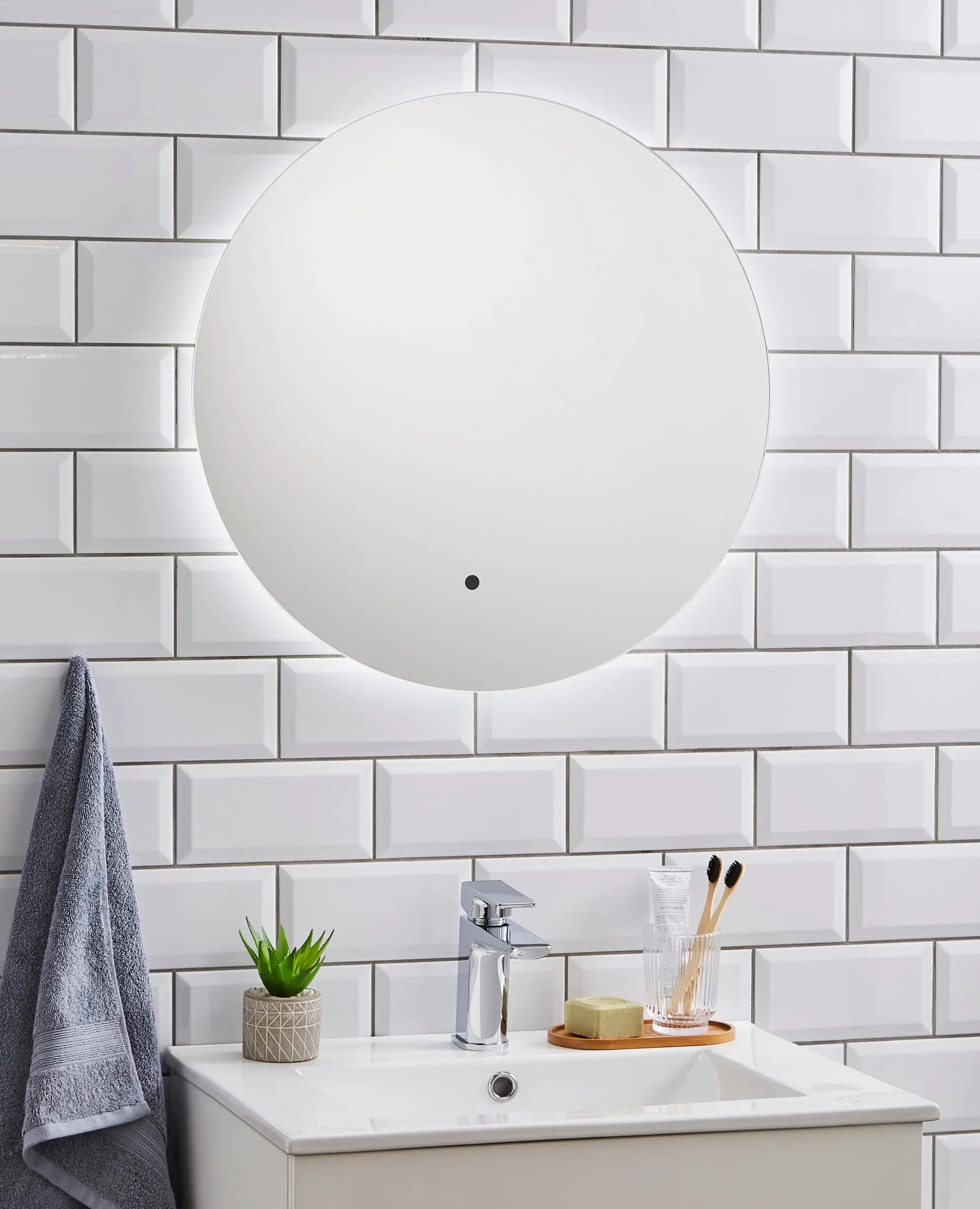 K-VIT Tucson 600mm Circular LED Mirror Hartlepool Plumbing Supplies