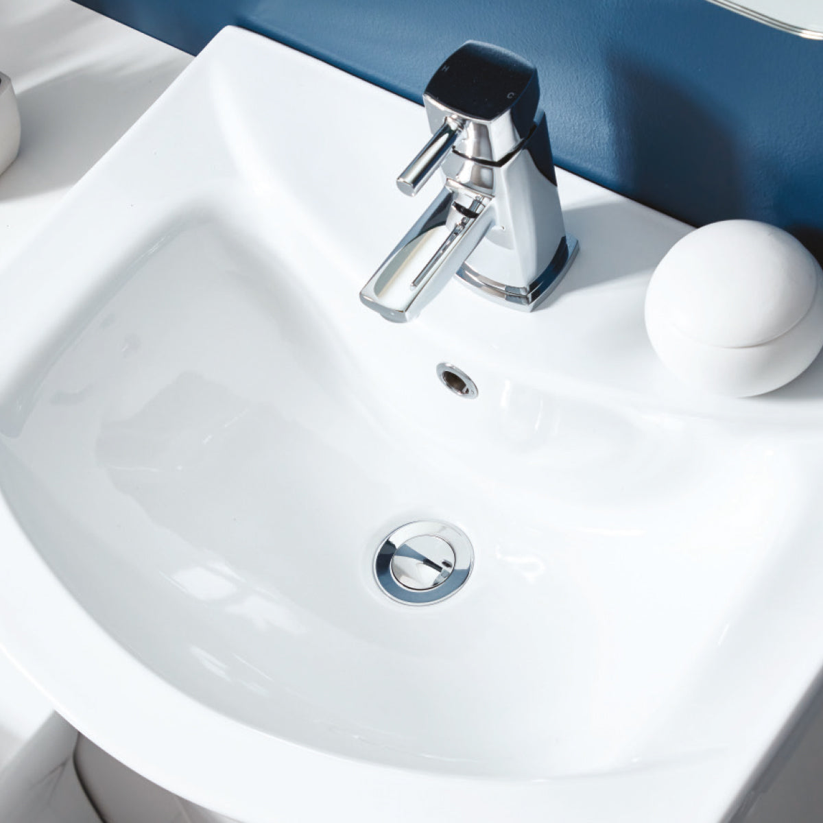 Slotted Basin Swivel Waste