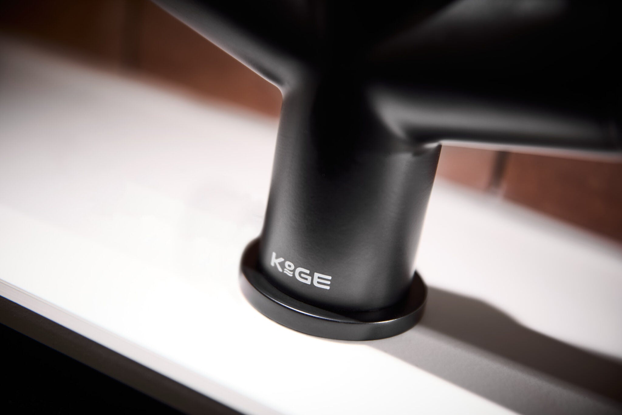 KOGE Hot Water Tap 4 in 1 SWAN PULL OUT SPOUT MATTE BLACK PACK