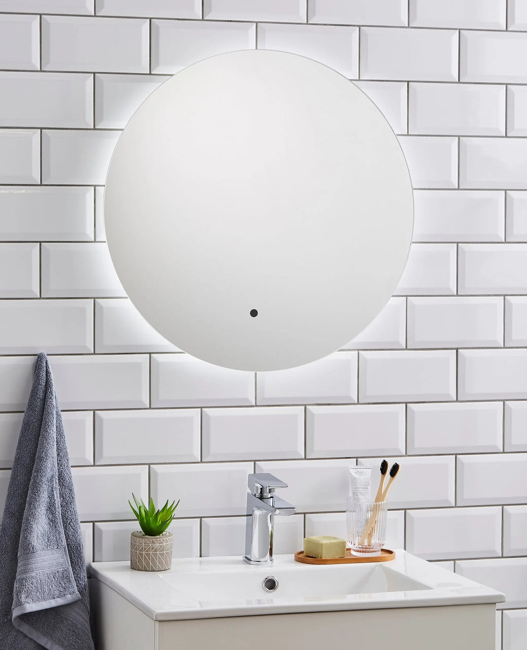 K-VIT Tucson 600mm Circular LED Mirror Hartlepool Plumbing Supplies