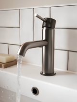 Aqua Mineral Flute Basin Mono with click waste